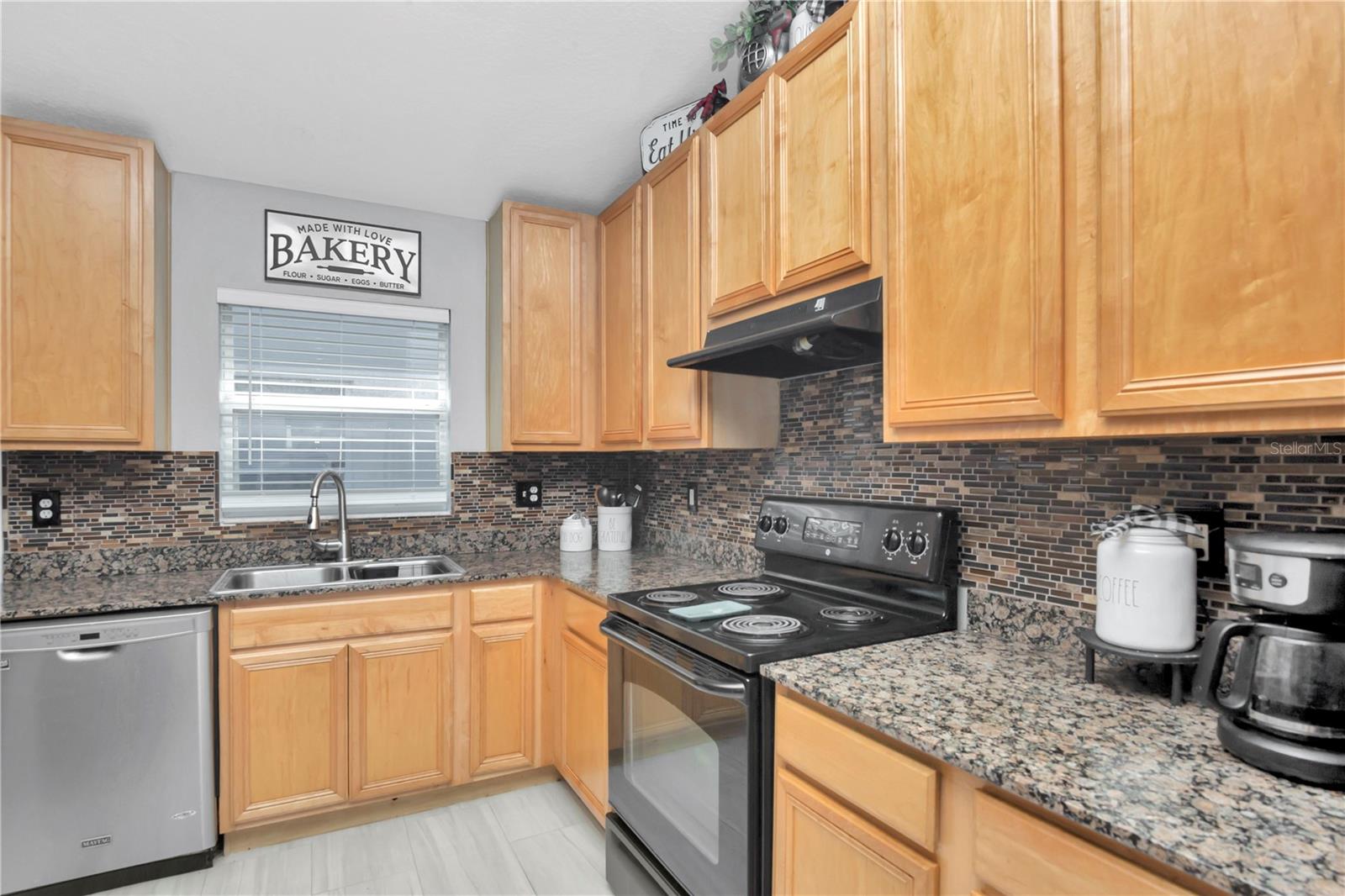 2239 Roanoke Springs Dr Property Photo 8