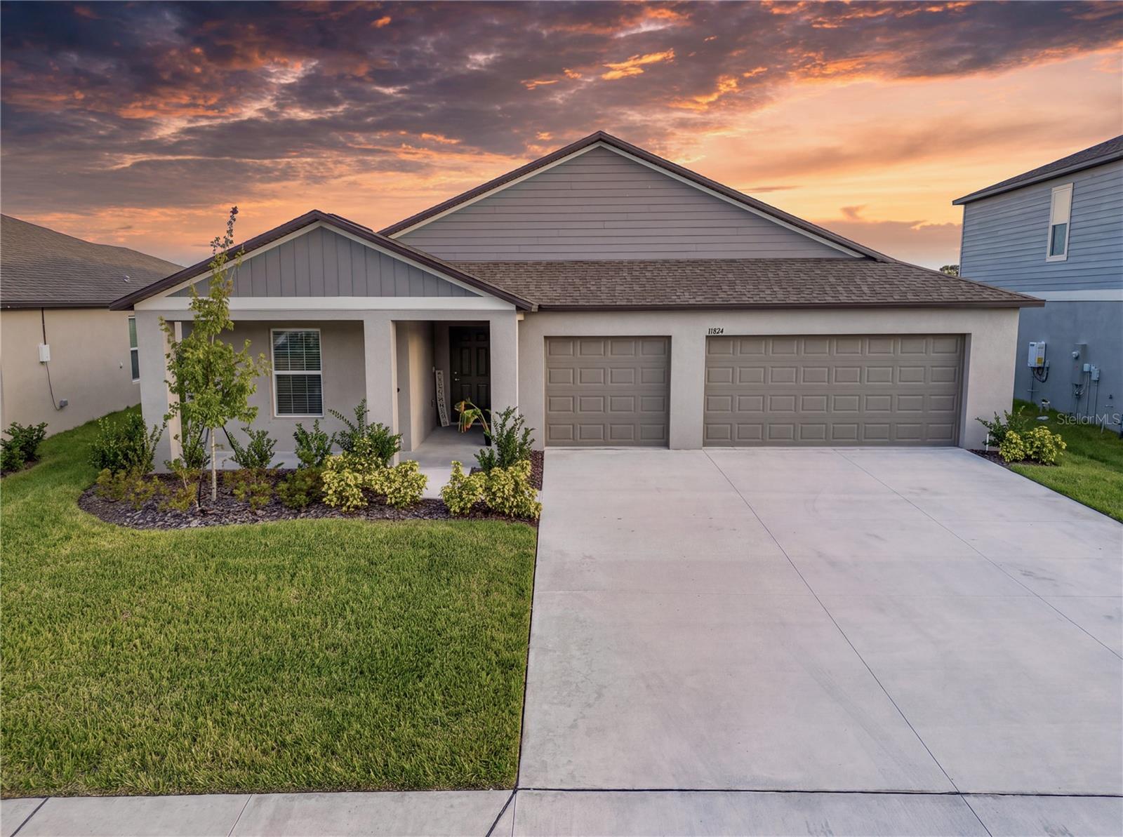11824 Blue Diamond Trl Property Photo 1