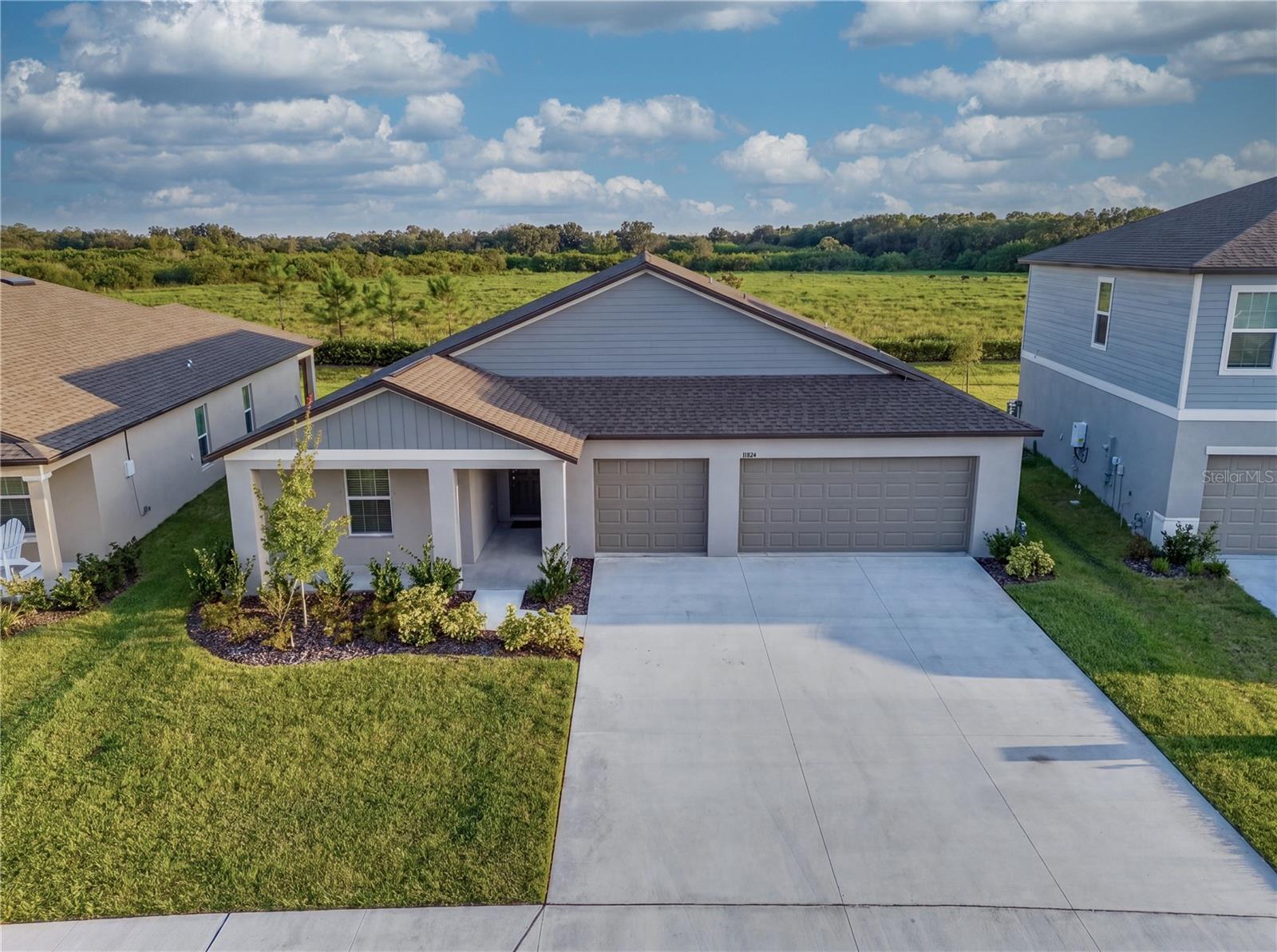 11824 Blue Diamond Trl Property Photo 3