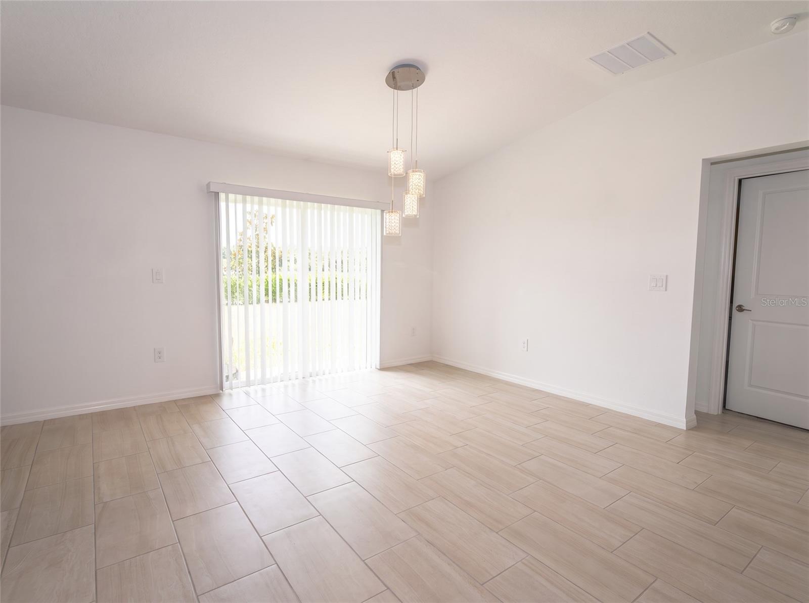 11824 Blue Diamond Trl Property Photo 10