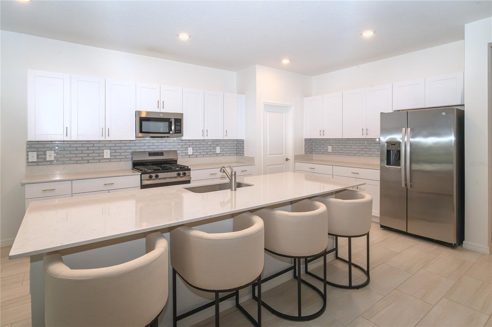 11824 Blue Diamond Trl Property Photo 13
