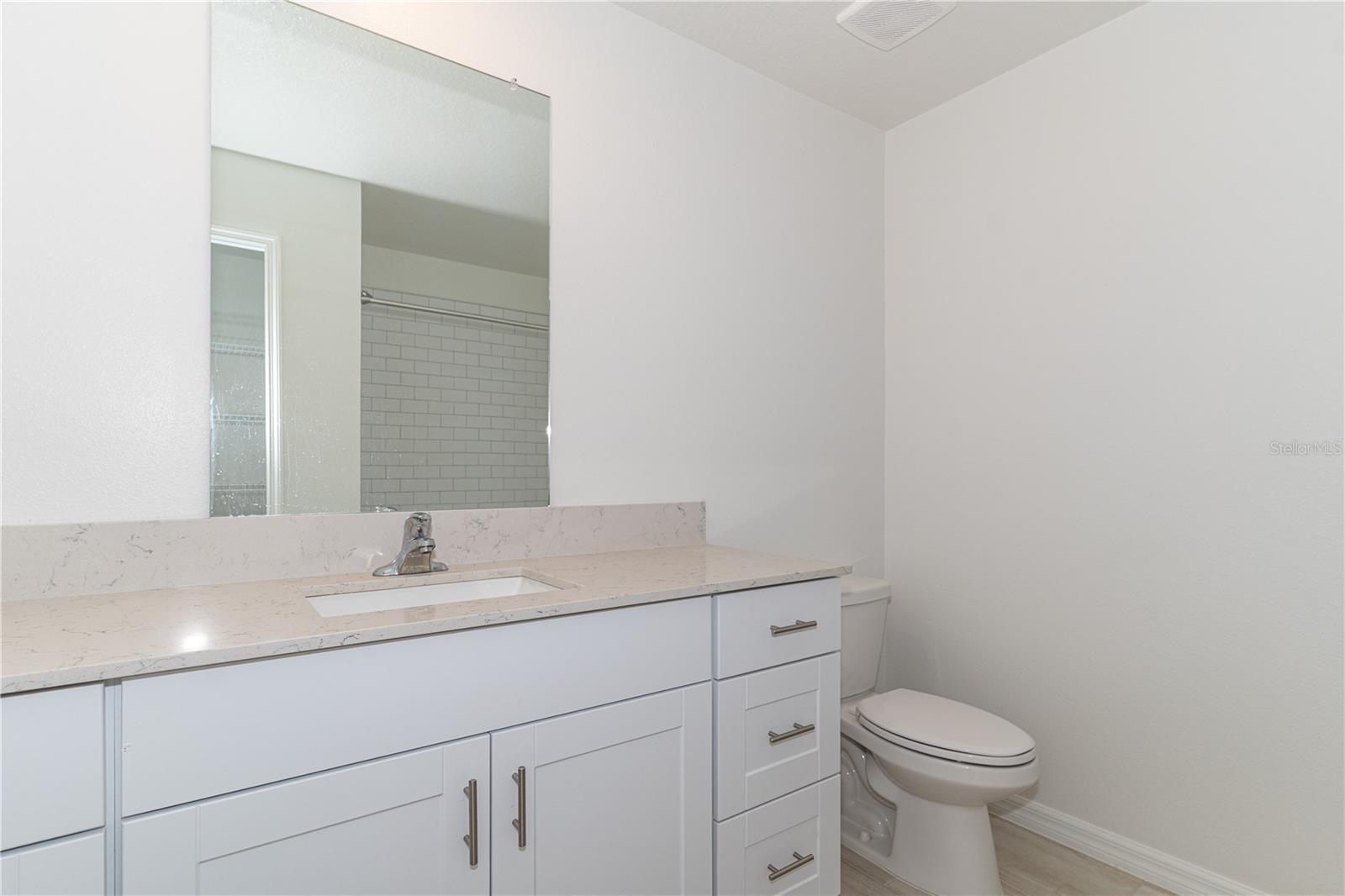 11824 Blue Diamond Trl Property Photo 36