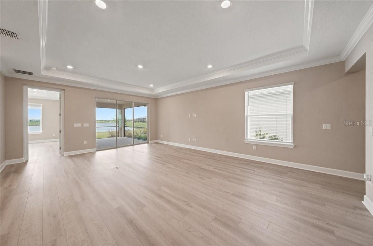 7727 Caspian Property Photo 7