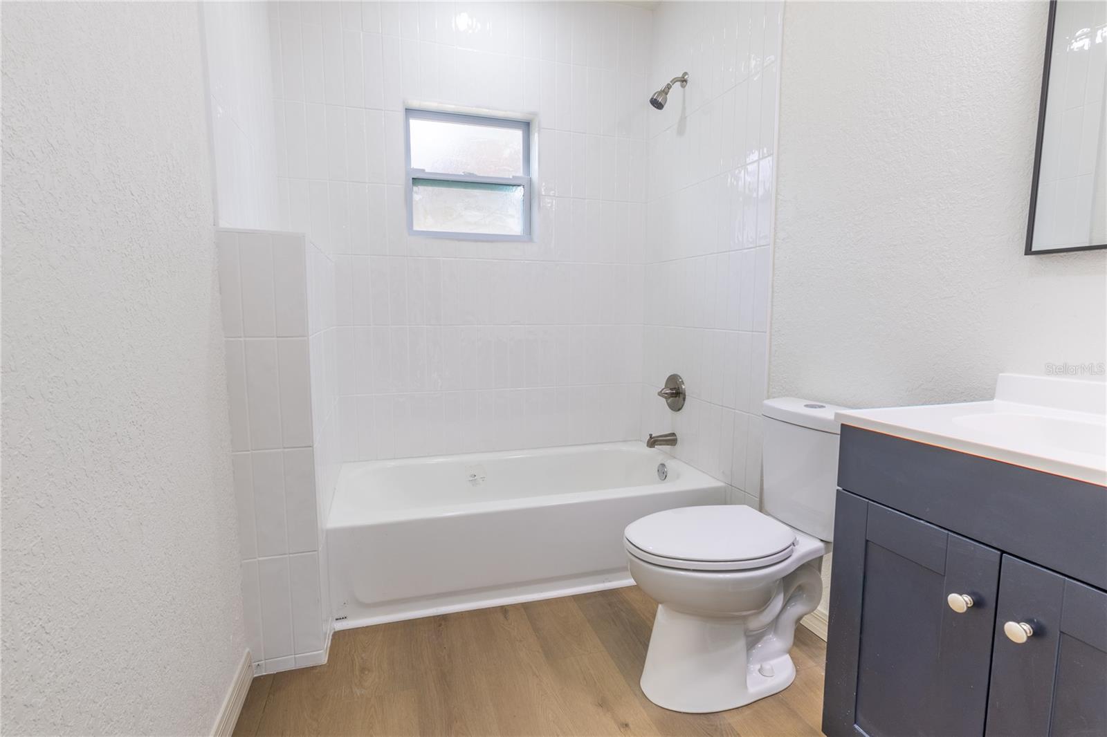 14022 4th St Property Photo 10