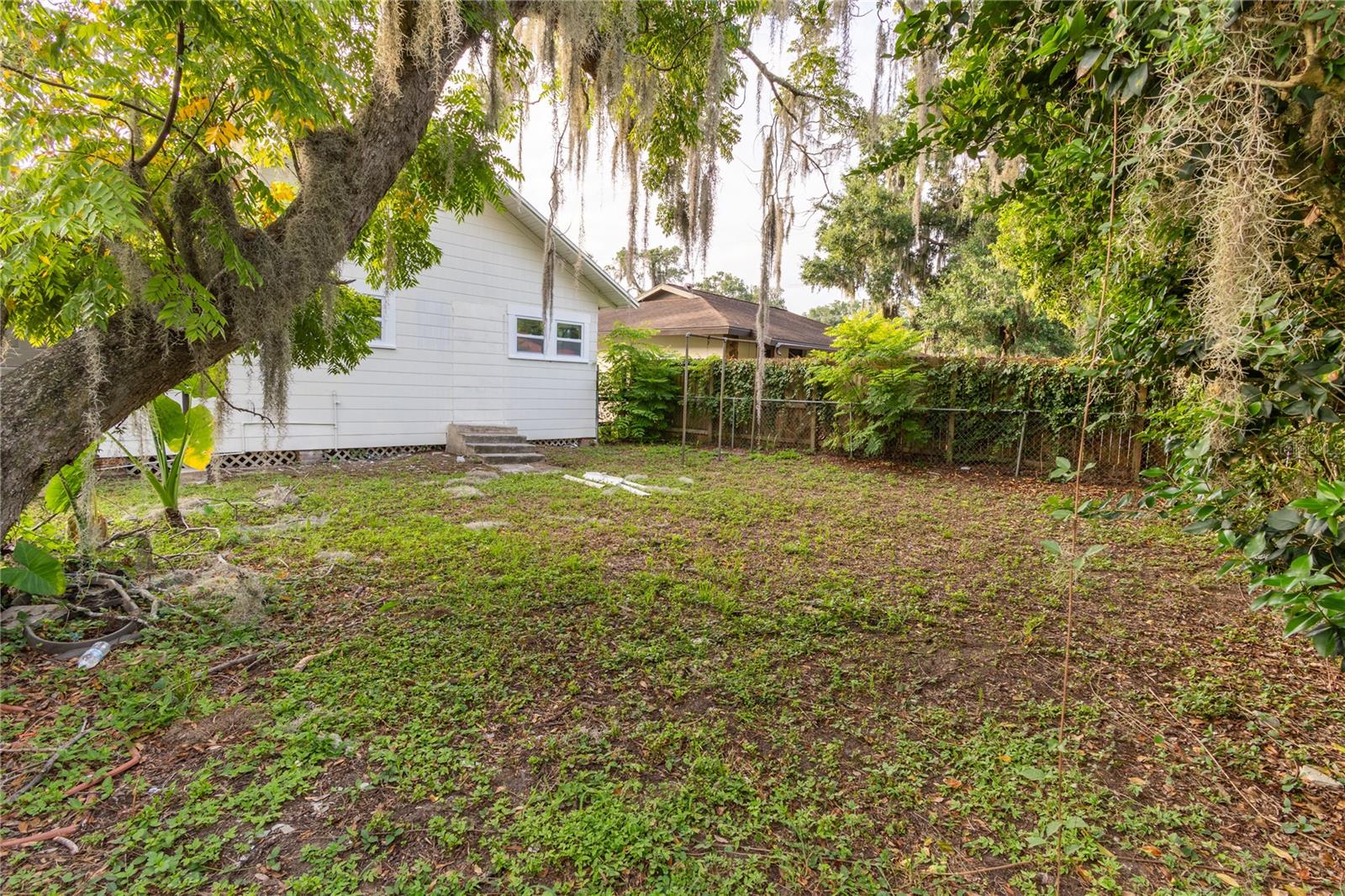 14022 4th St Property Photo 28