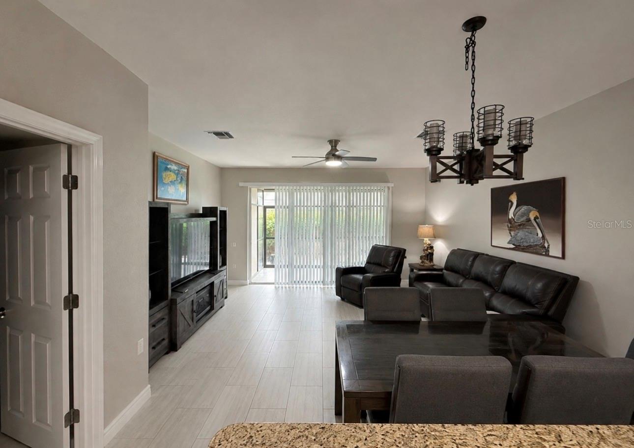 10153 Pink Palmata Ct Property Photo 5