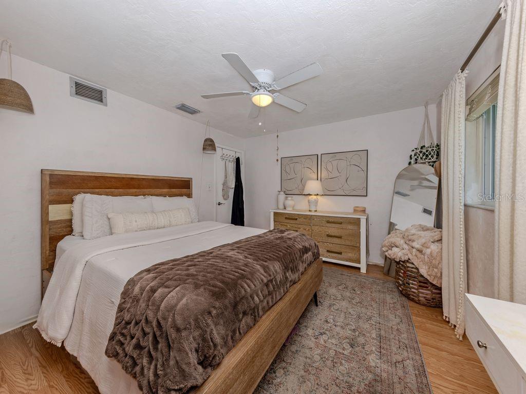 2161 Inner Cass Cir Property Photo 8