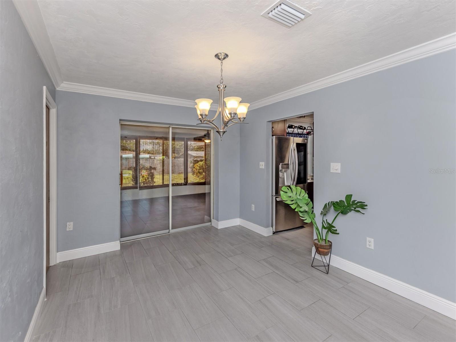 2161 Inner Cass Cir Property Photo 19