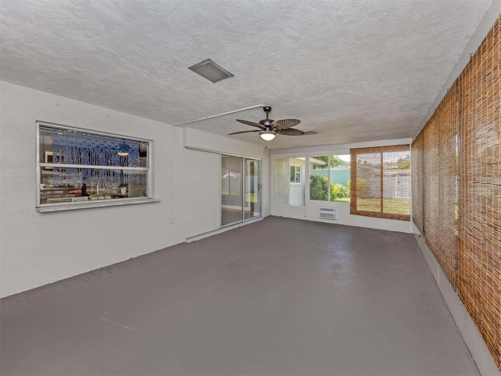 2161 Inner Cass Cir Property Photo 32