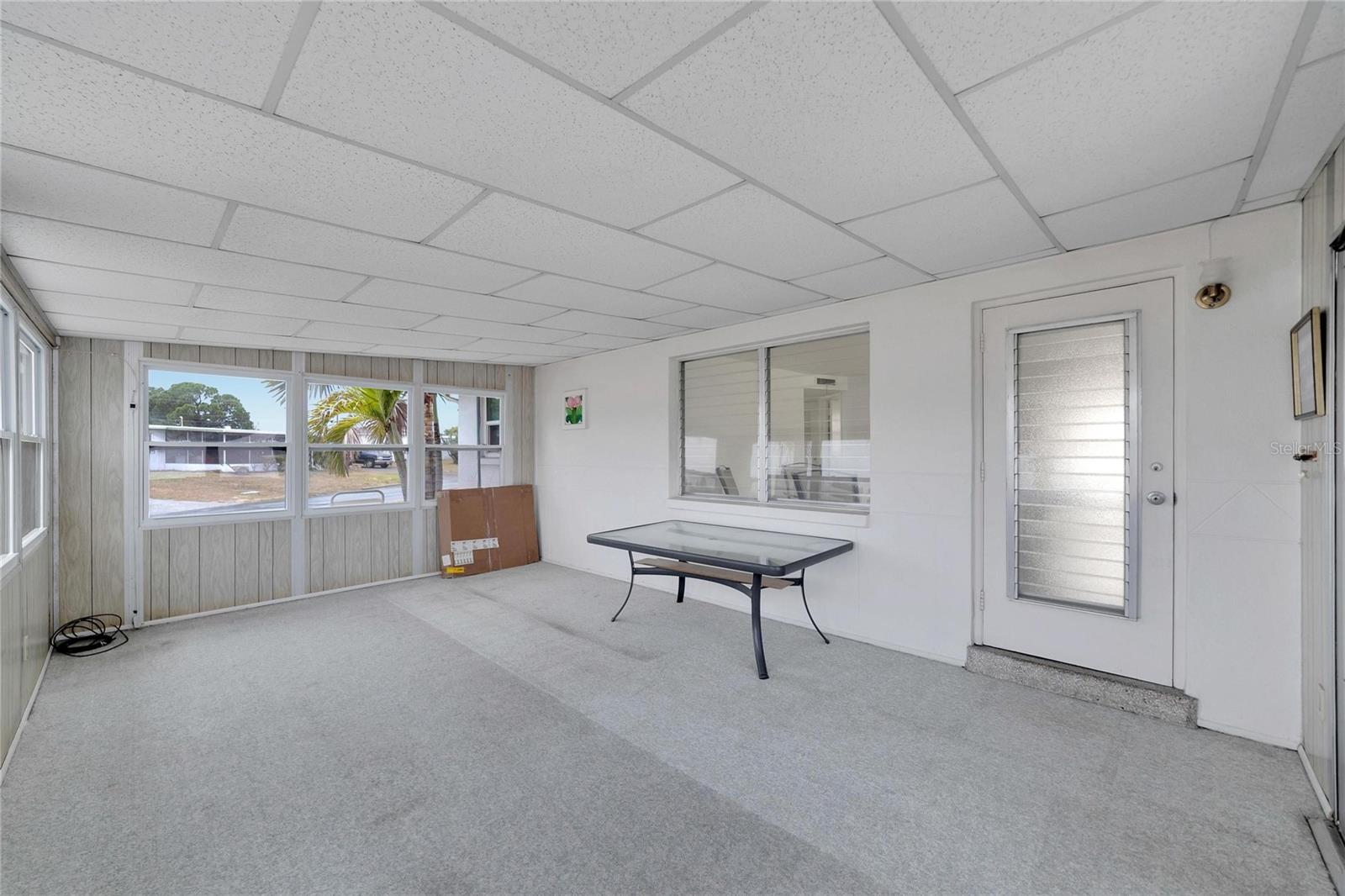 12093 104th Ln Property Photo 6