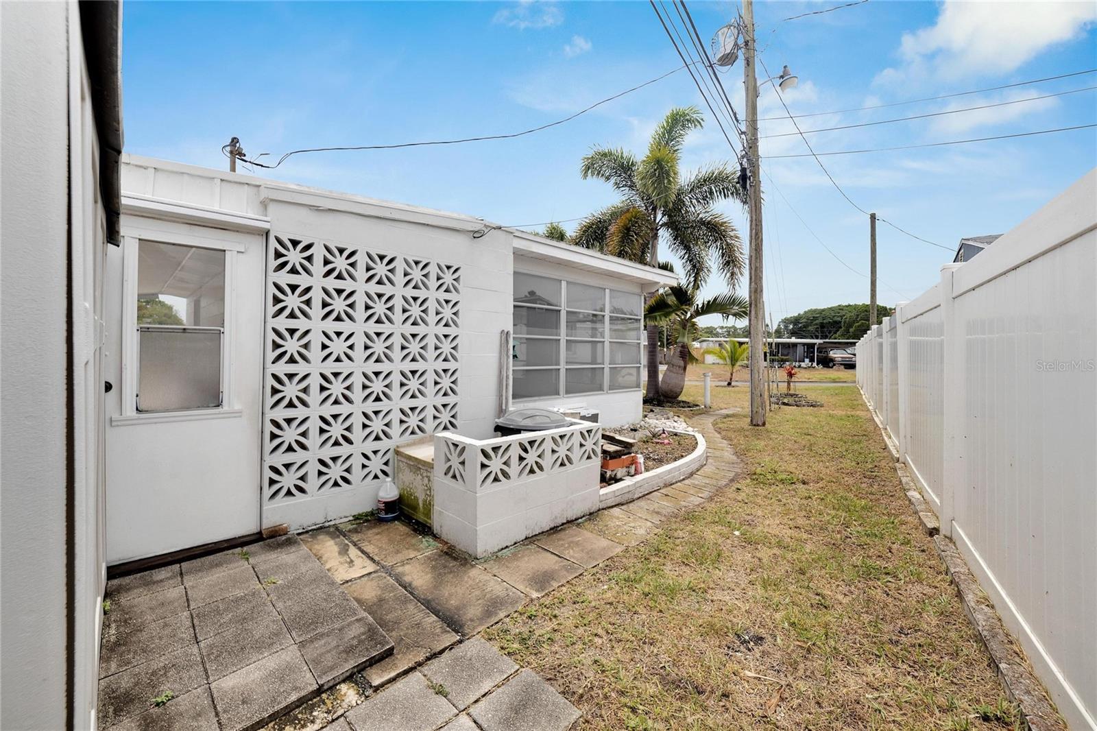 12093 104th Ln Property Photo 27
