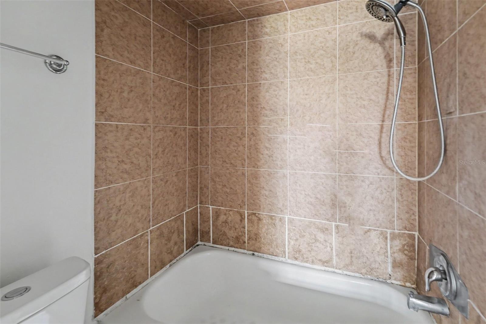 200 Countryclub Dr #1205 Property Photo 14