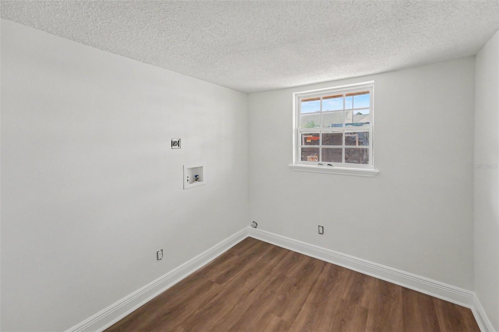 200 Countryclub Dr #1205 Property Photo 16