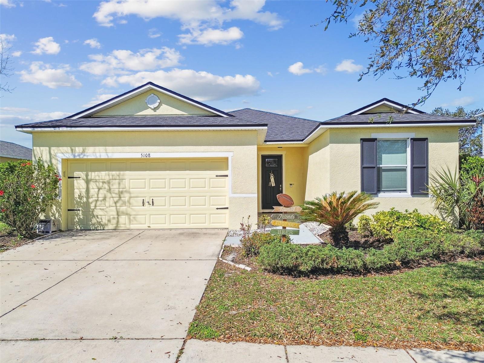 5108 BUTTERFLY SHELL DR Property Photo 1