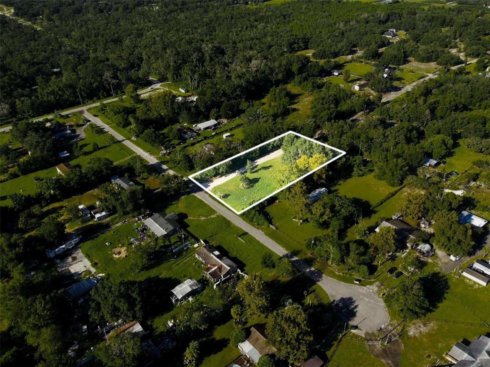 18019 Good Hope Ln Property Photo 7