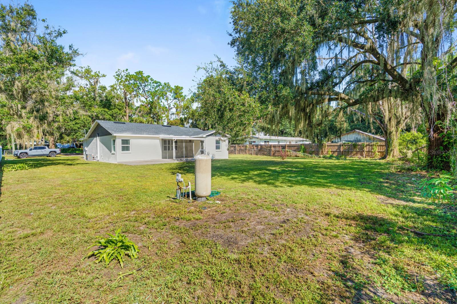 414 S Wiggins Rd Property Photo 33