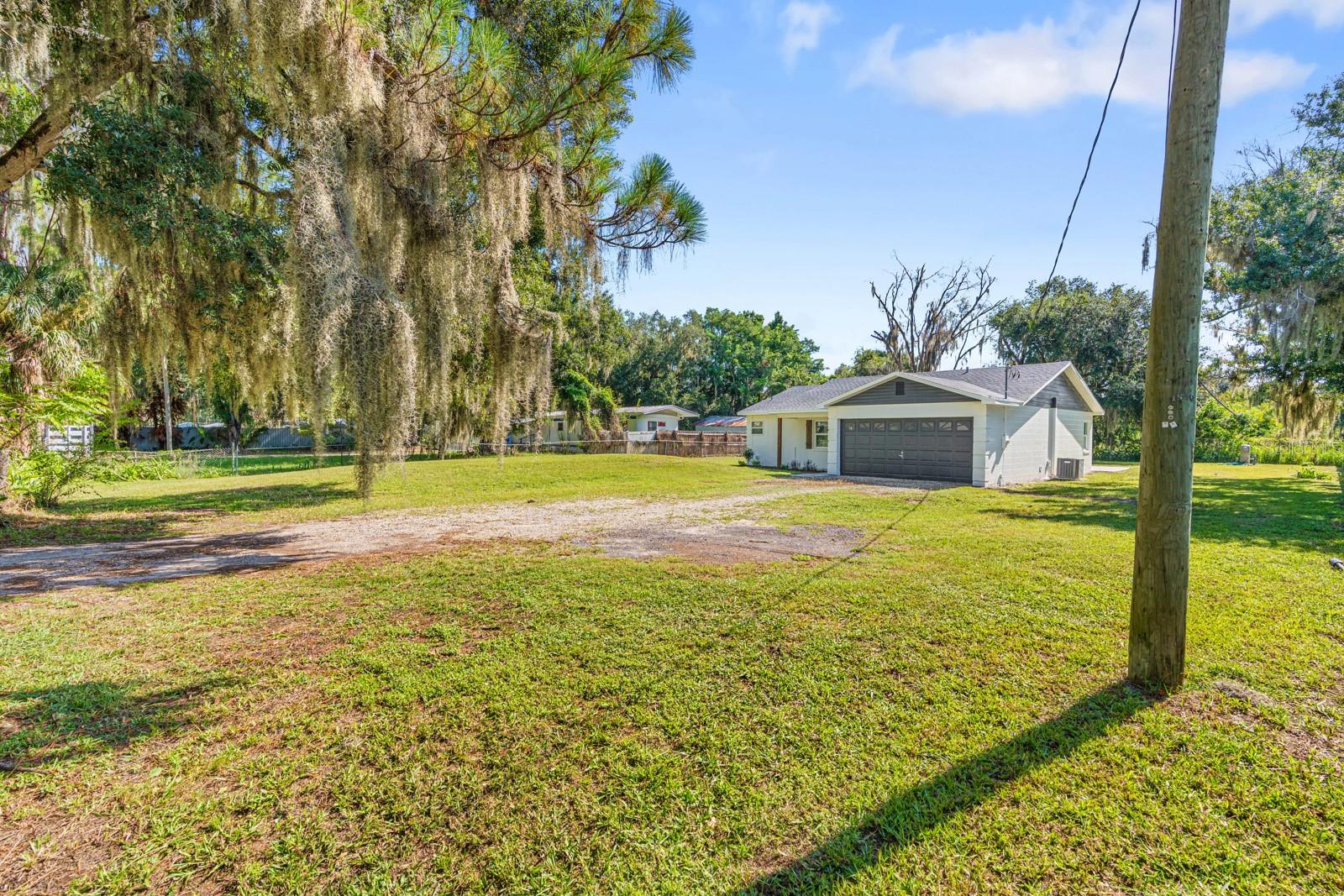 414 S Wiggins Rd Property Photo 36