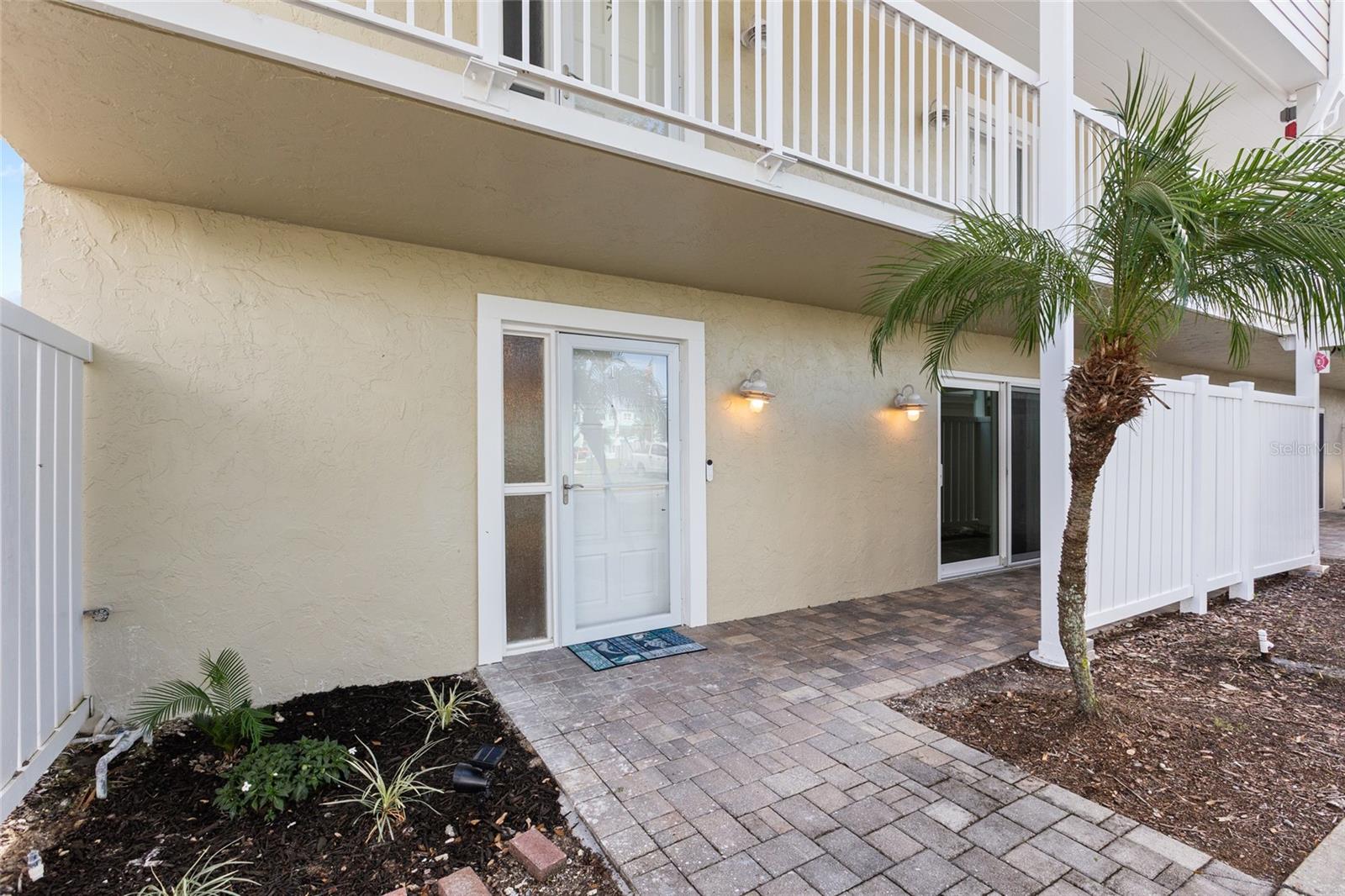 433 S Paula Dr #1 Property Photo 1