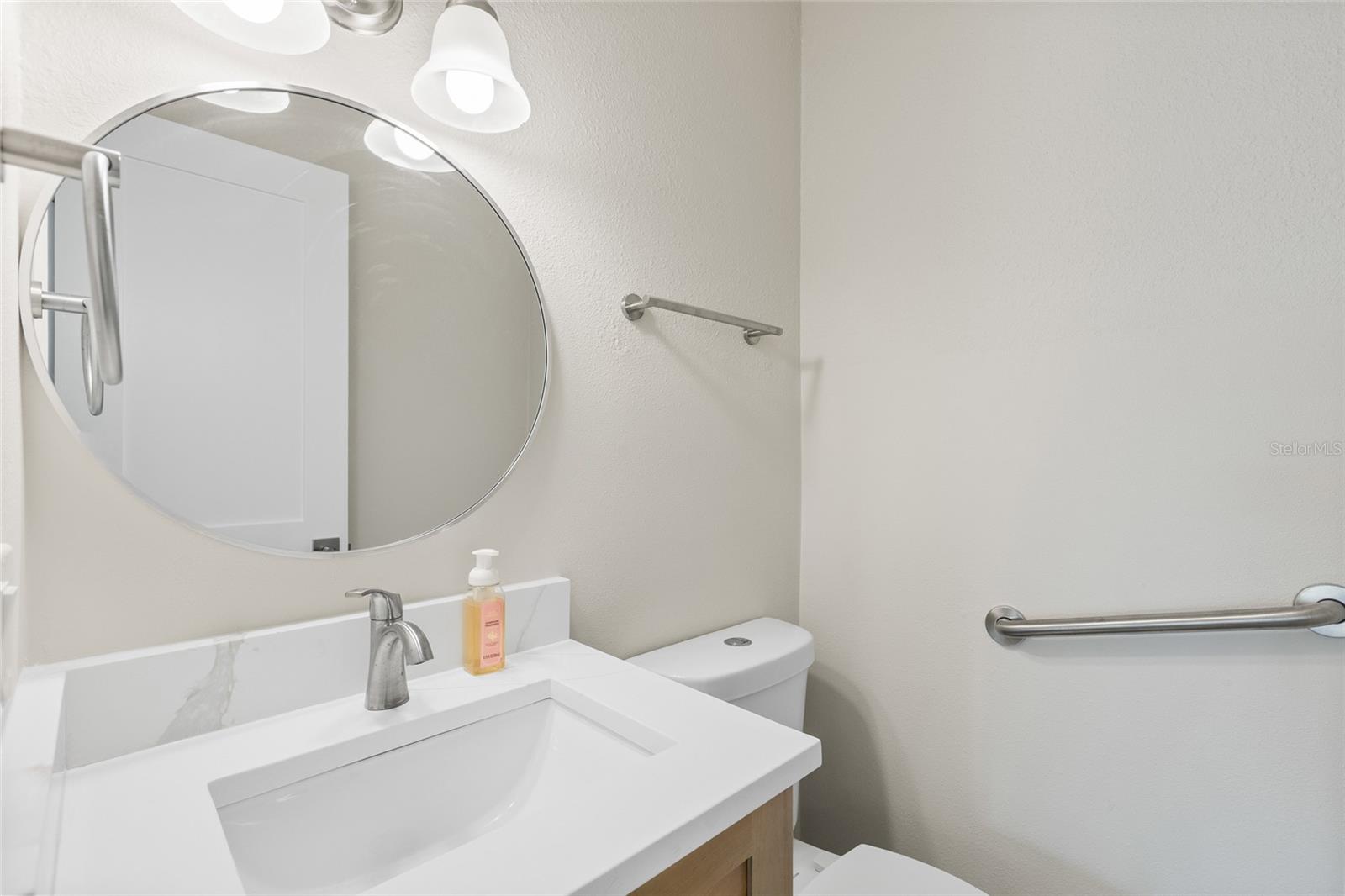 433 S Paula Dr #1 Property Photo 14