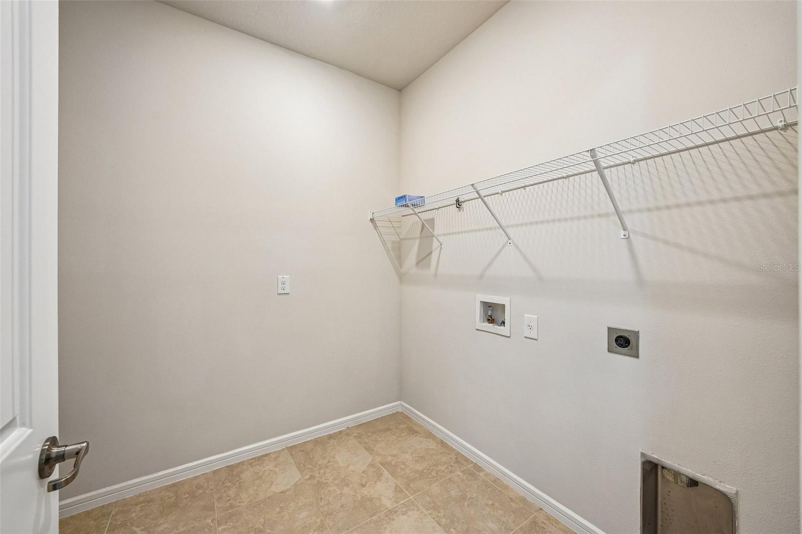 4613 Dover Bluff Ct Property Photo 17