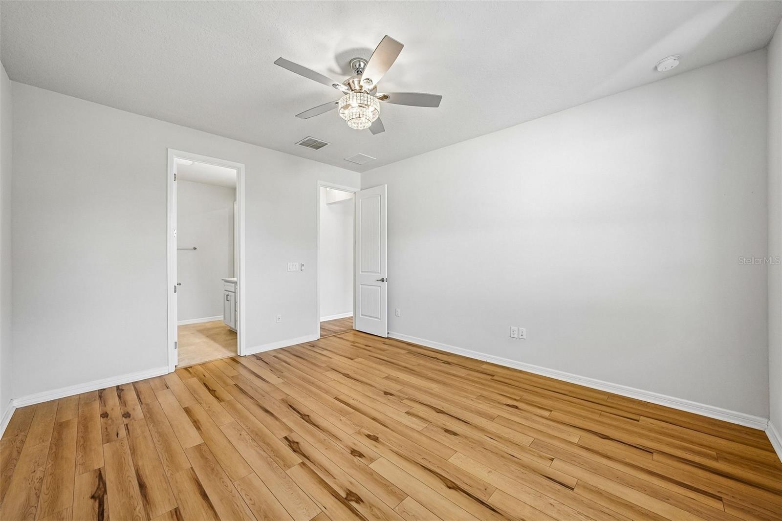4613 Dover Bluff Ct Property Photo 19