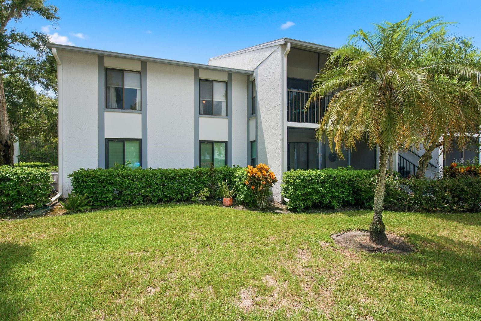 1345 Pine Ridge Cir E #a2 Property Photo 3
