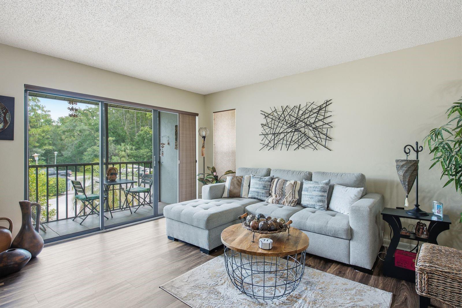 1345 Pine Ridge Cir E #a2 Property Photo 4