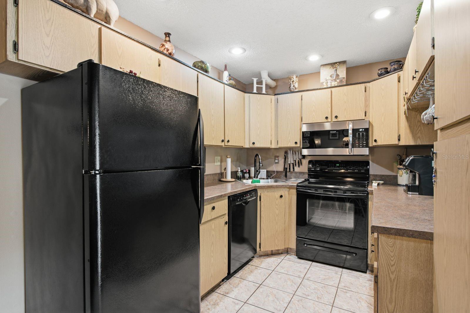 1345 Pine Ridge Cir E #a2 Property Photo 10