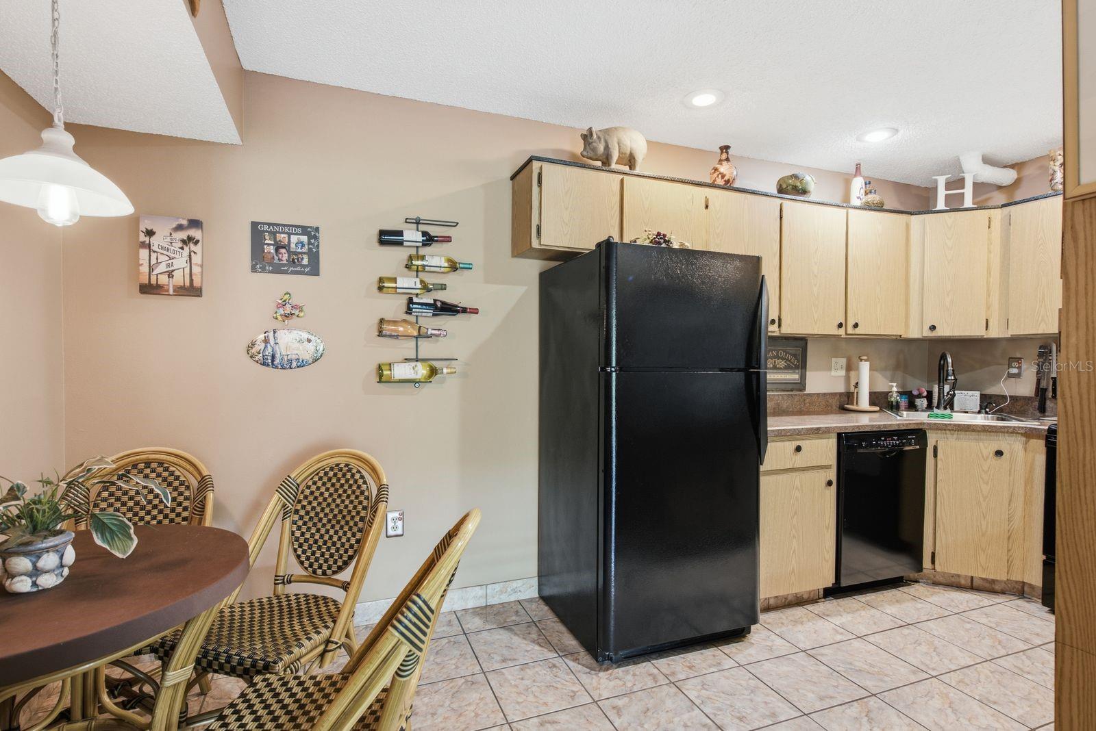 1345 Pine Ridge Cir E #a2 Property Photo 12