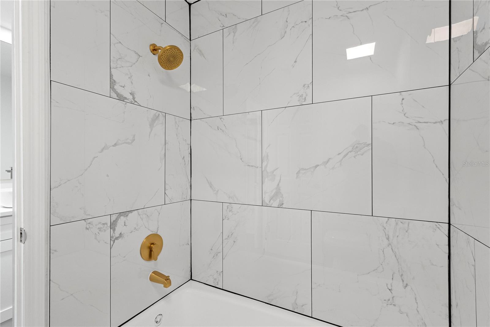 17919 Clear Lake Dr Property Photo 36