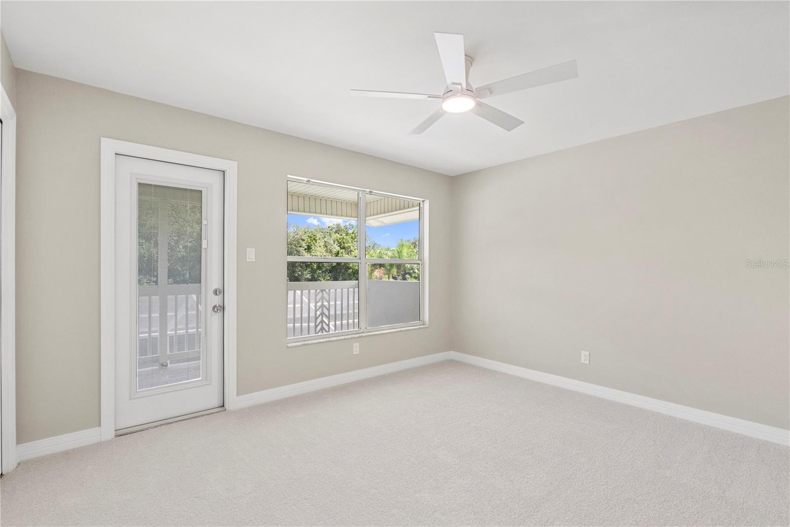 17919 Clear Lake Dr Property Photo 39