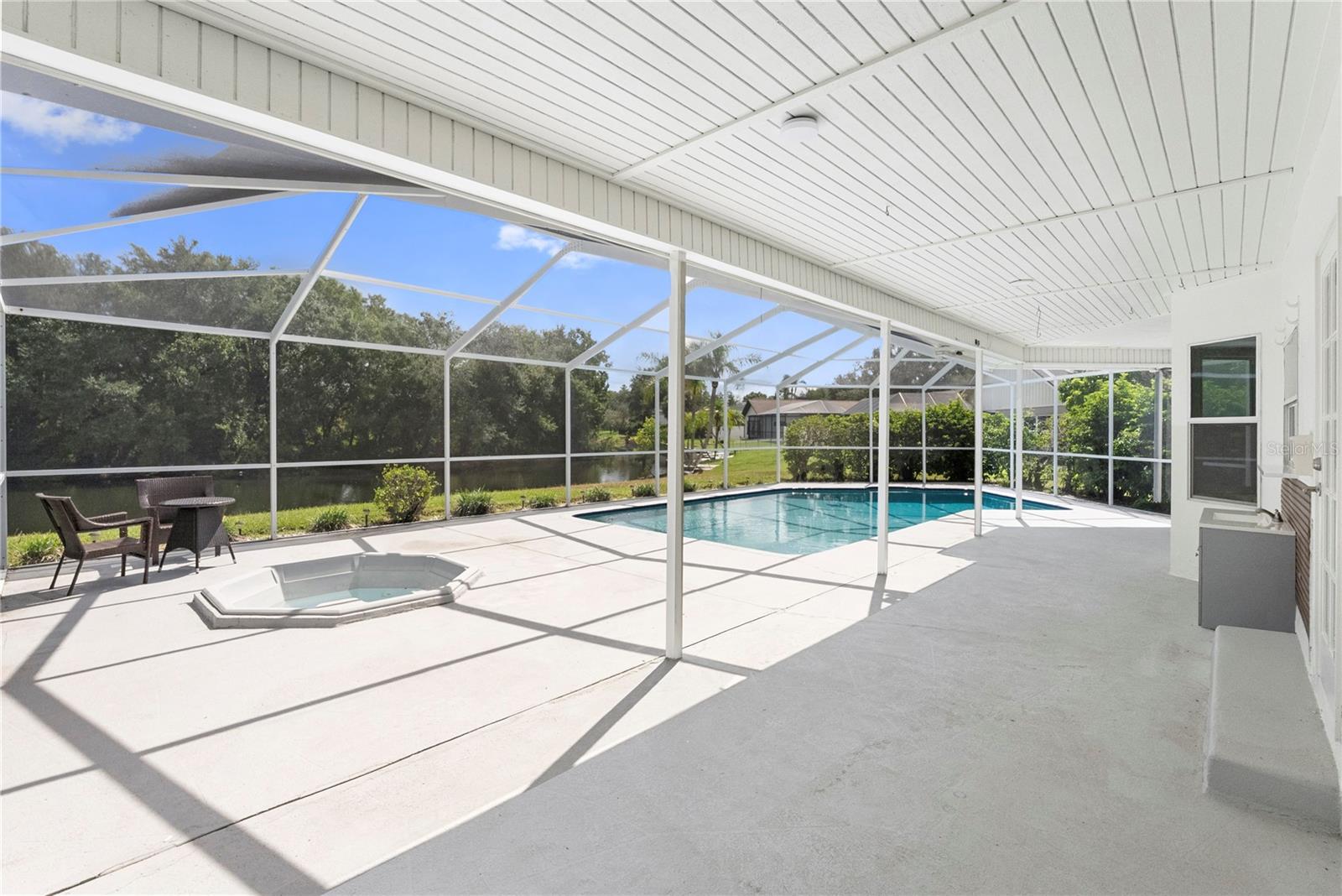 17919 Clear Lake Dr Property Photo 42
