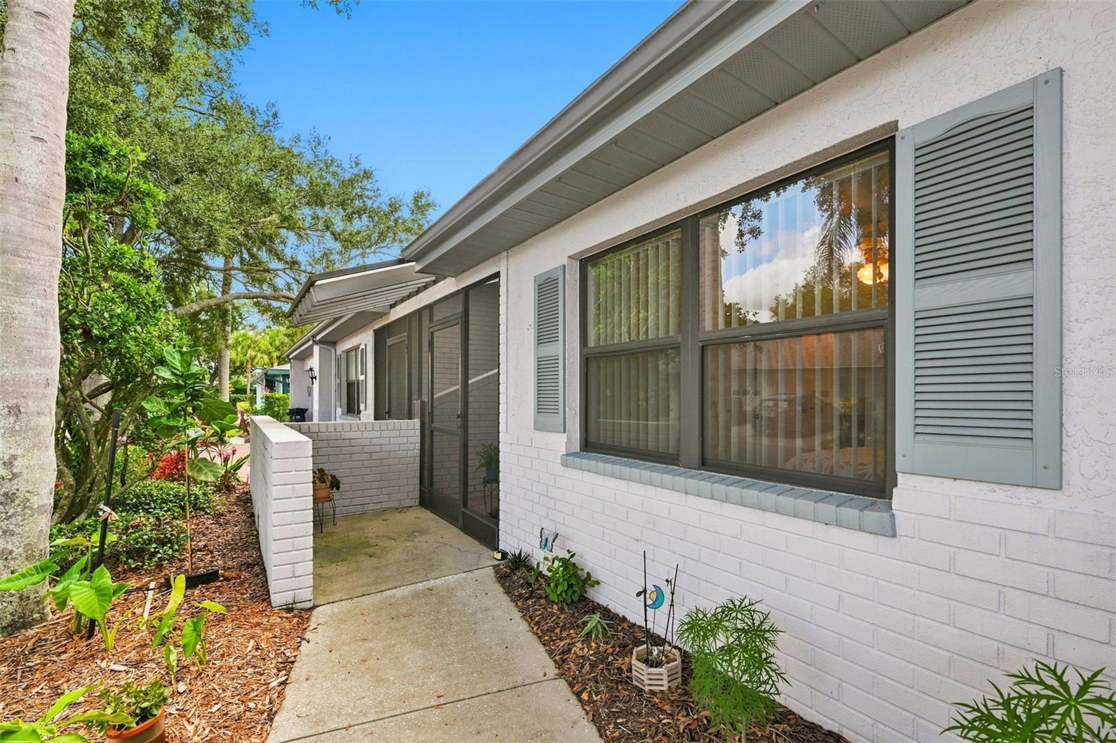 2417 Locksley St #229 Property Photo 32