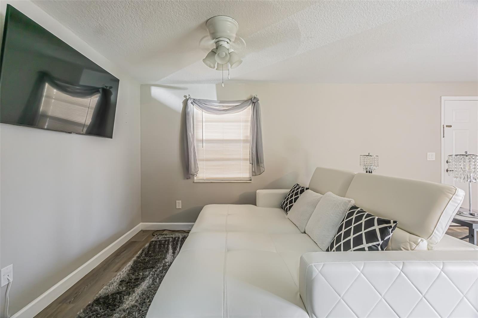 133 Sabal Ct #f Property Photo 12