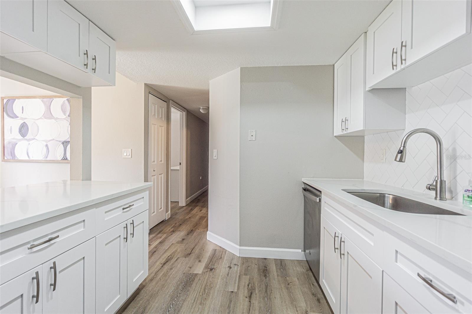133 Sabal Ct #f Property Photo 13