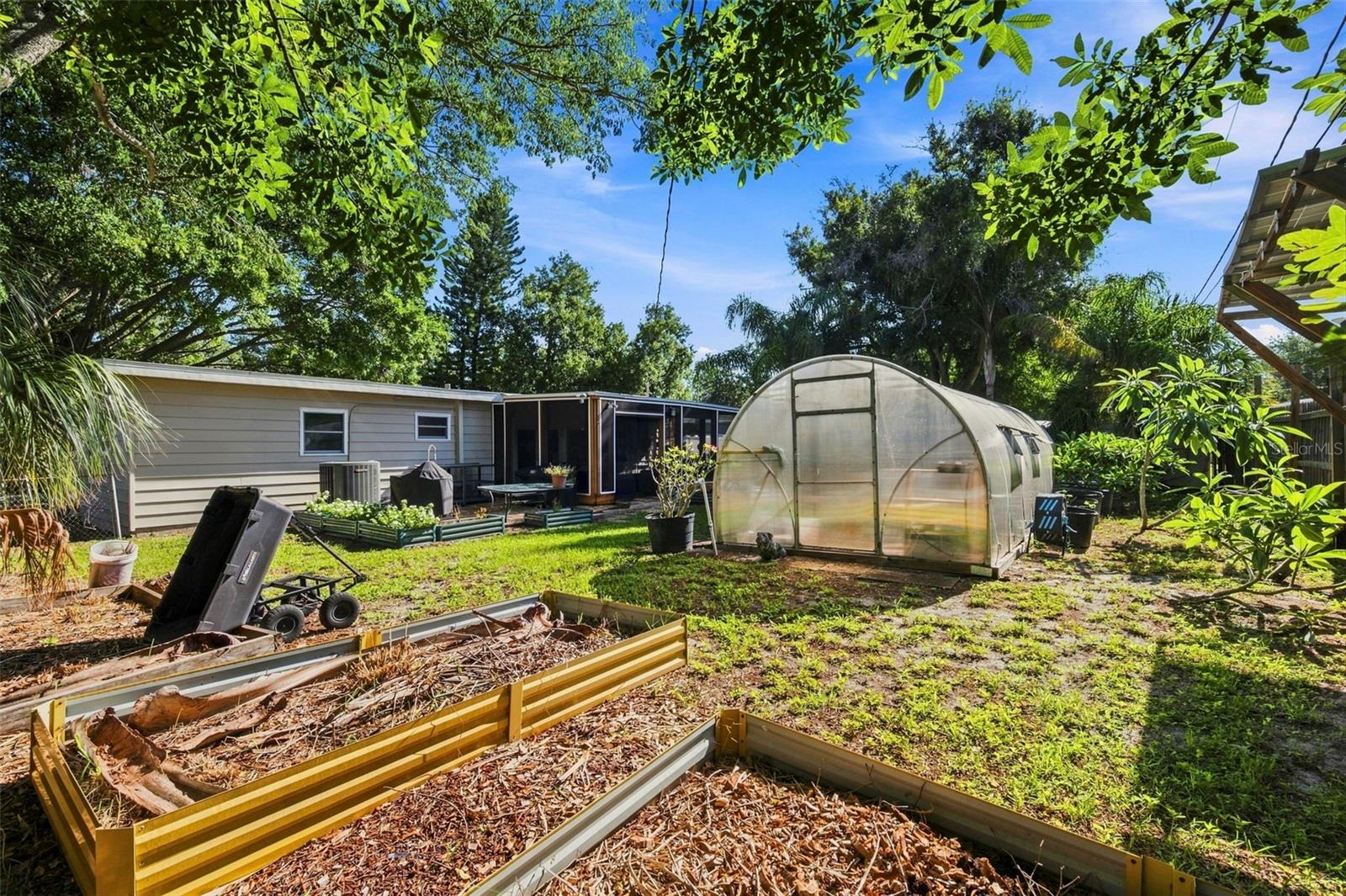 1609 Scott St Property Photo 26