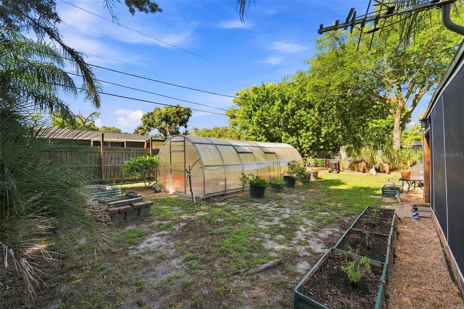 1609 Scott St Property Photo 28