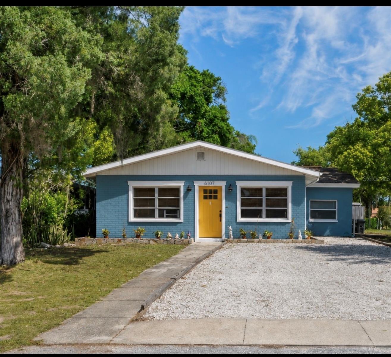 6107 VERMONT AVE Property Photo 1
