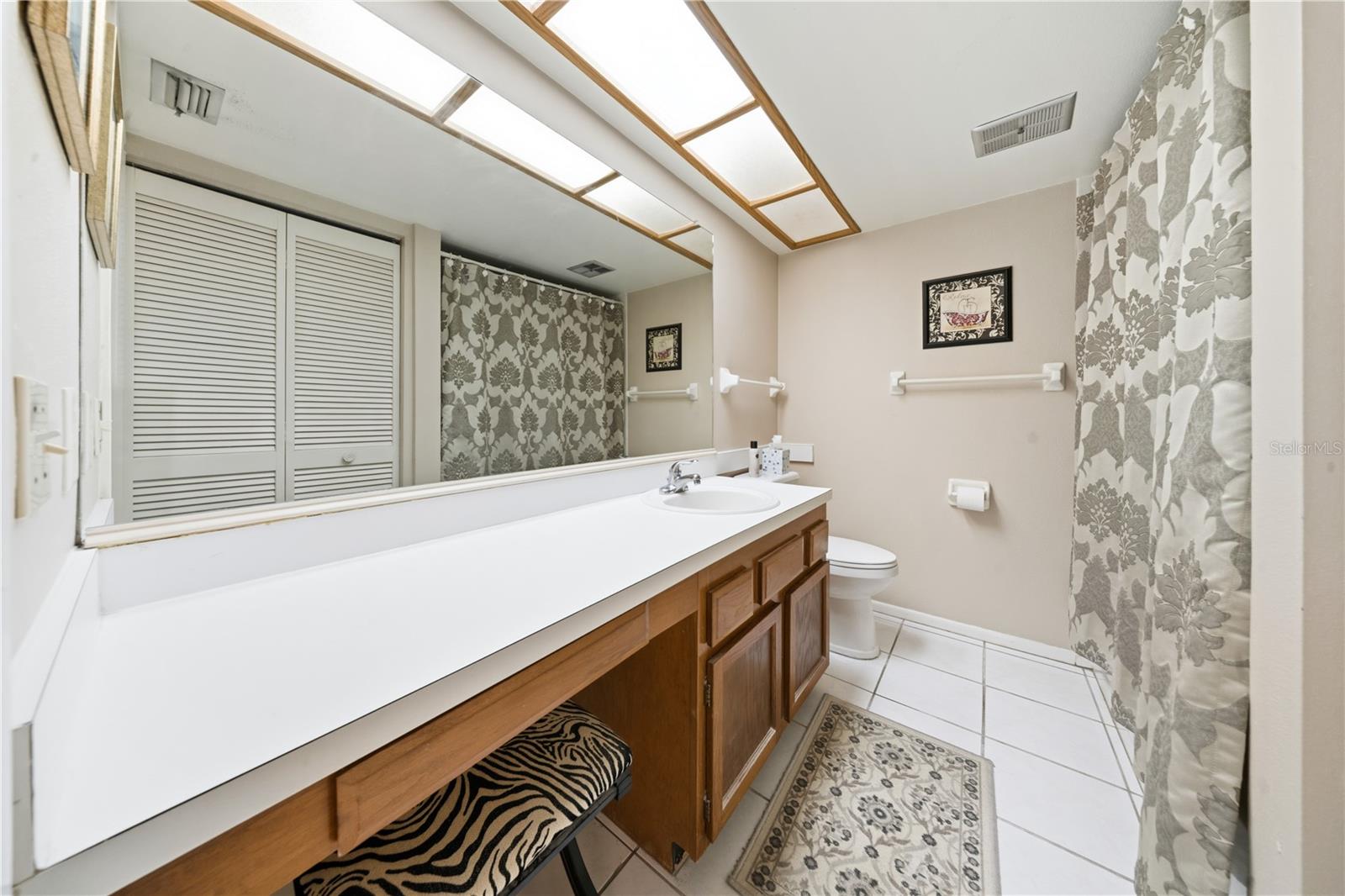 317 Woodlake Wynde Property Photo 11