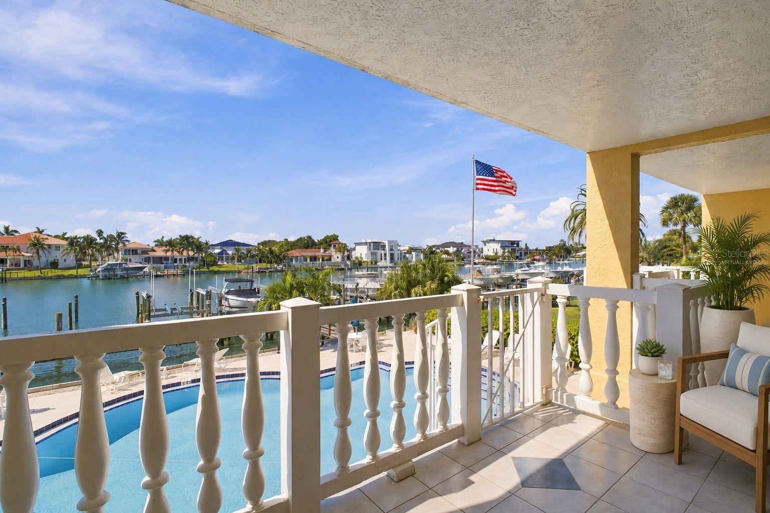 544 Pinellas Bayway S #f8 Property Photo 5