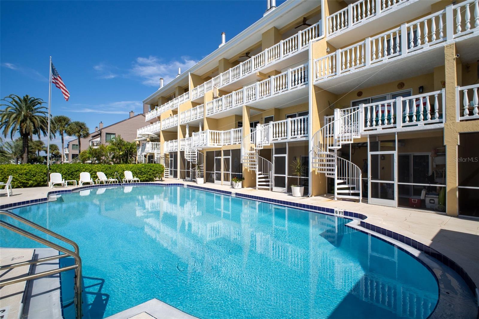 544 Pinellas Bayway S #f8 Property Photo 7
