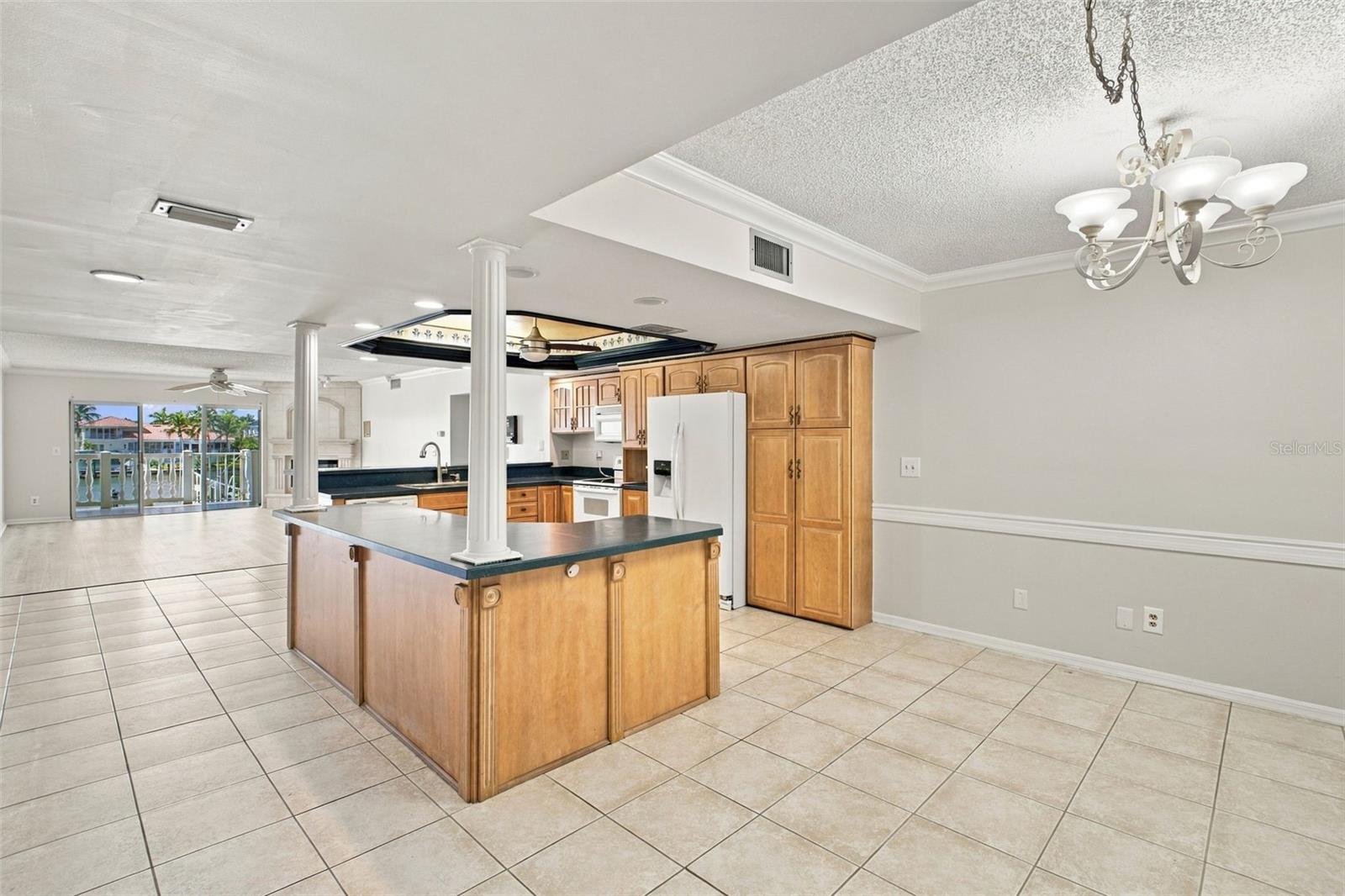 544 Pinellas Bayway S #f8 Property Photo 13