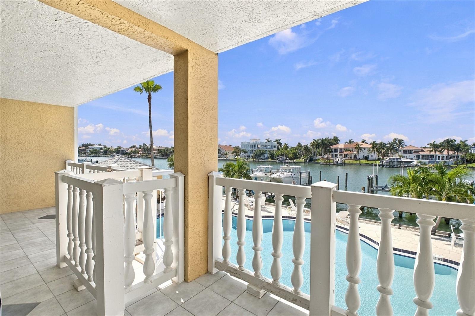 544 Pinellas Bayway S #f8 Property Photo 18