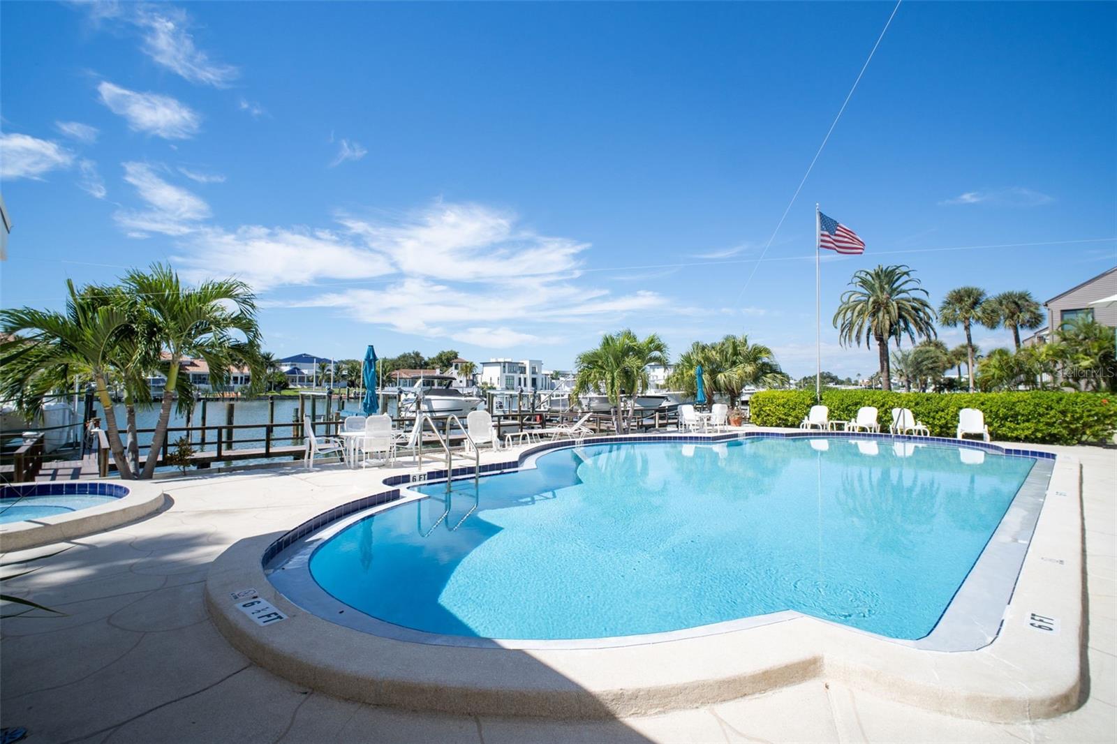 544 Pinellas Bayway S #f8 Property Photo 51