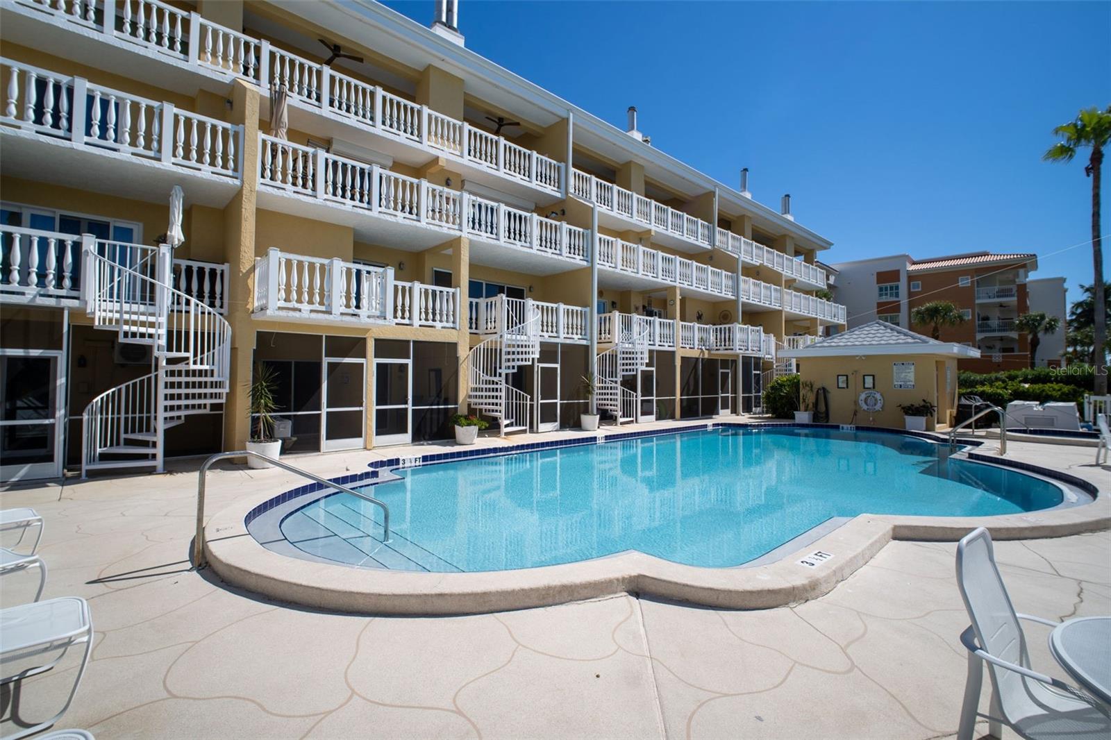 544 Pinellas Bayway S #f8 Property Photo 52