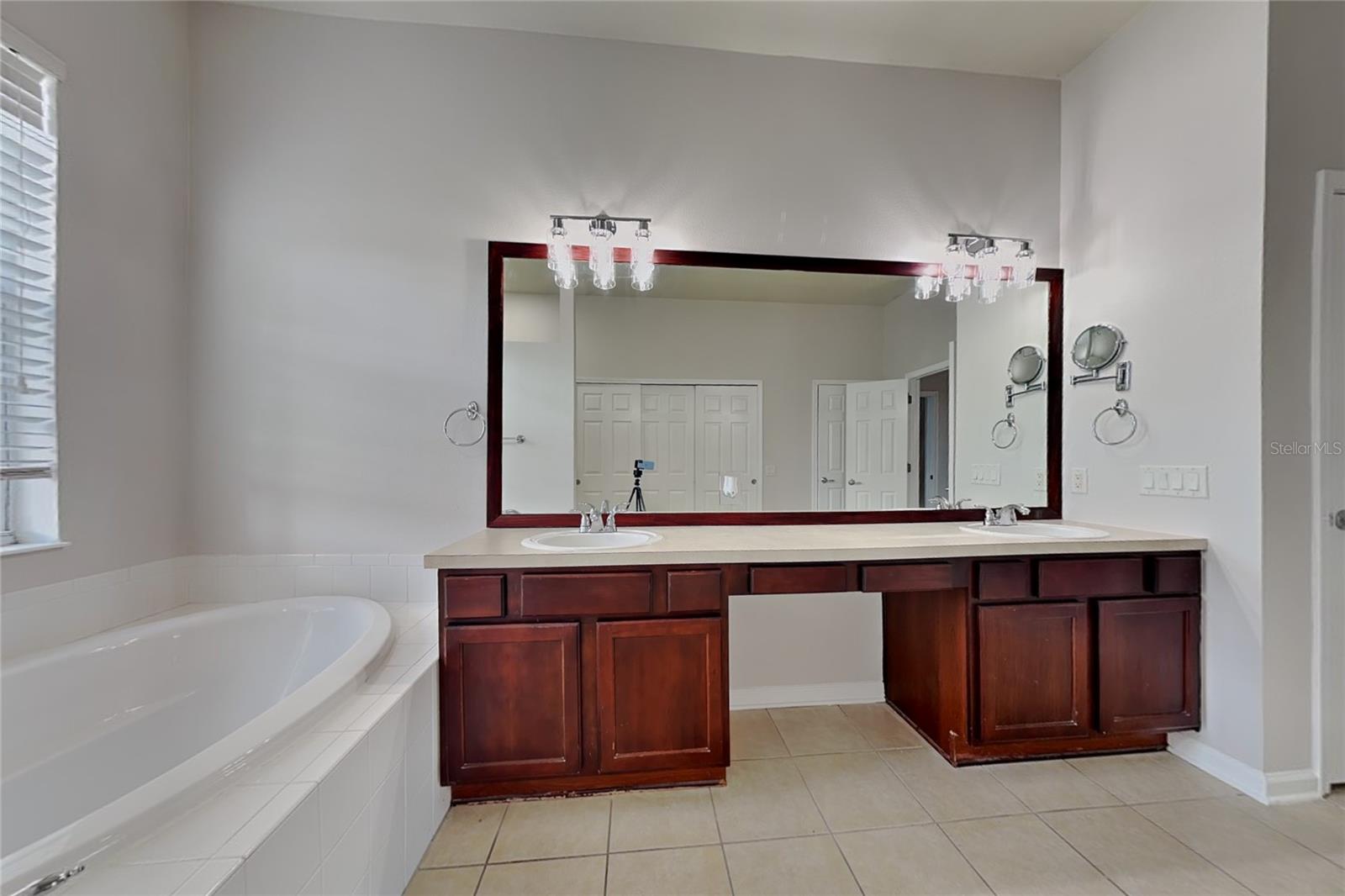 5714 99th Avenue Cir E Property Photo 17