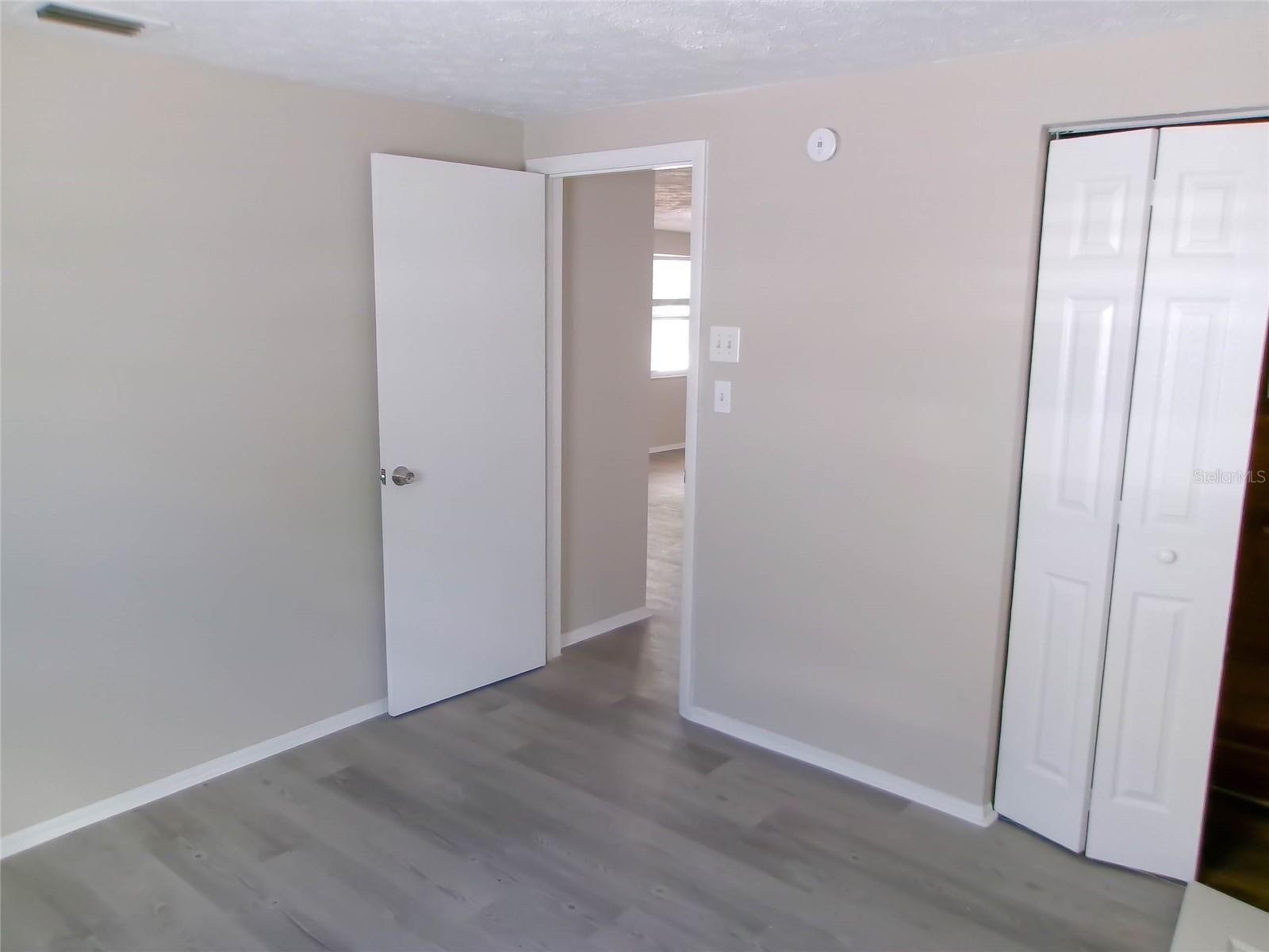 1421 Normandy Blvd Property Photo 8