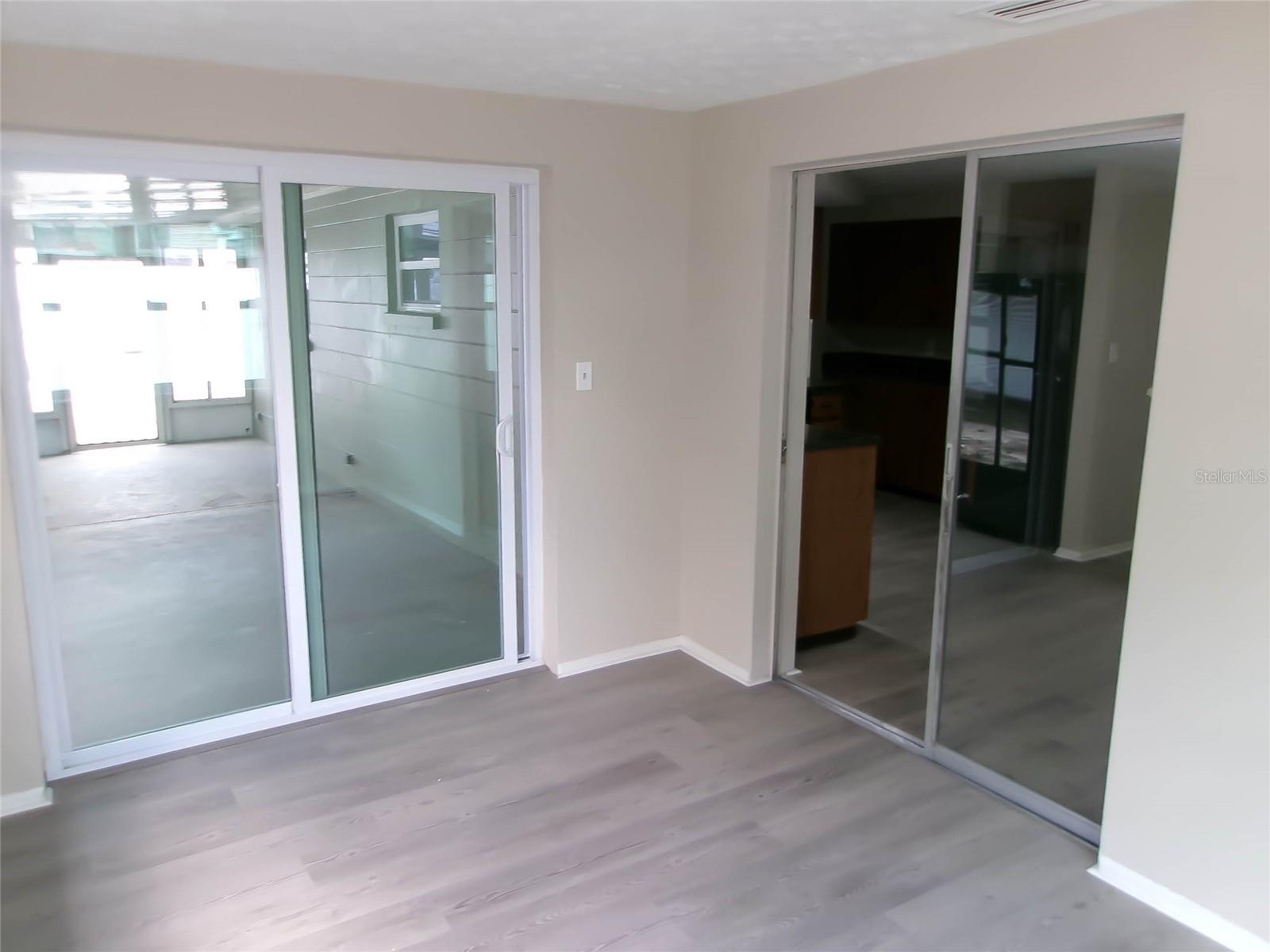 1421 Normandy Blvd Property Photo 13