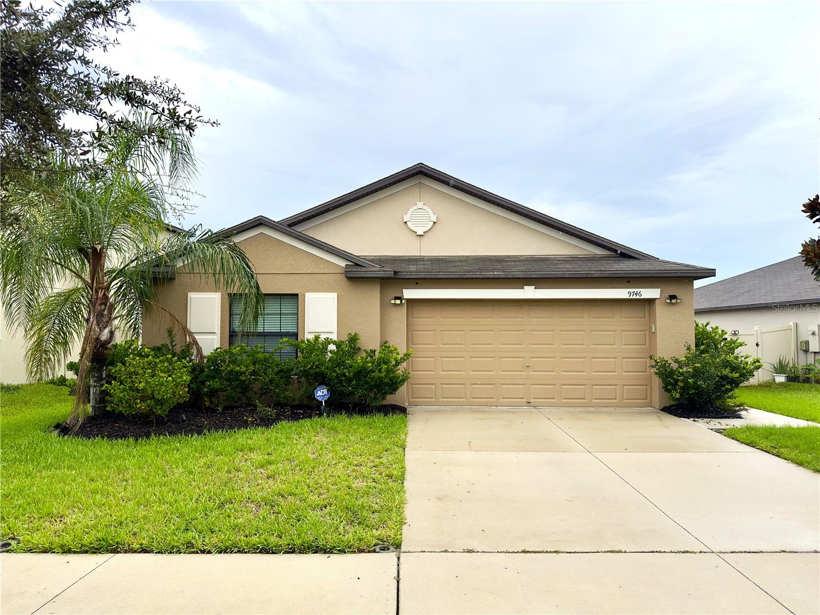 9746 SAGE CREEK DR Property Photo 1
