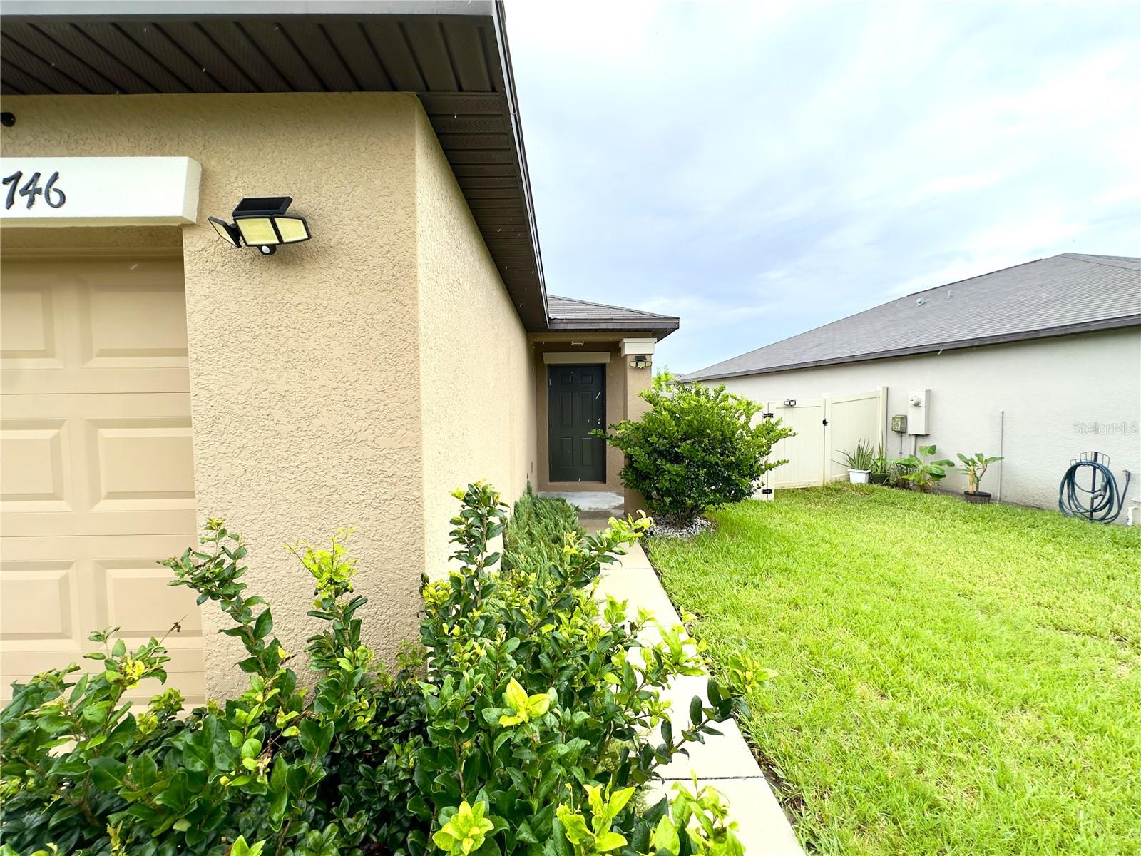 9746 Sage Creek Dr Property Photo 2